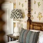 Inn Queen's Head *