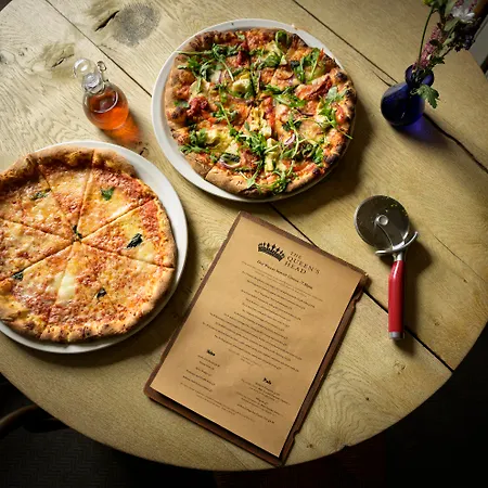 Han/Misafirhane Queen's Head *