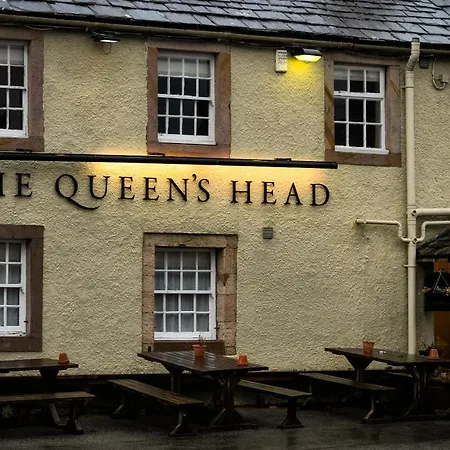 Queen's Head *